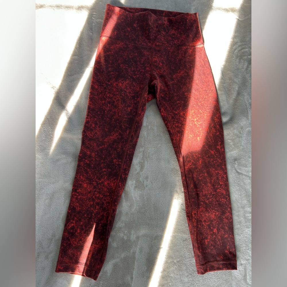 Lululemon Wunder Train - size 8